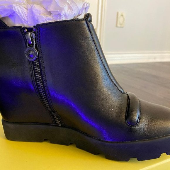 Leather Boots - Picture 2 of 4